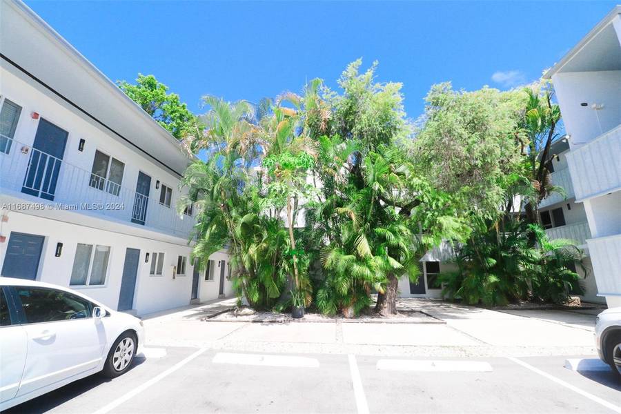 3071 SW 27th Ave #5, Miami, FL 33133