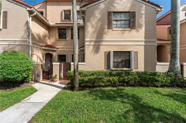 501 SW 158th Ter #102, Pembroke Pines, FL 33027