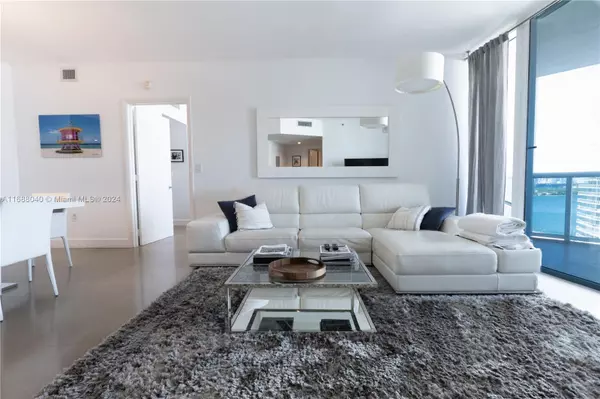 400 Alton Rd #1709, Miami Beach, FL 33139