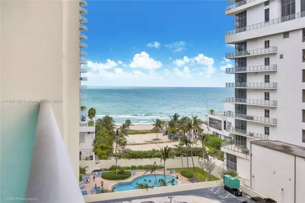 4001 S Ocean Dr #8D, Hollywood, FL 33019