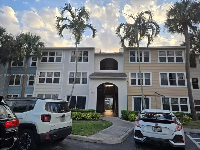 2313 N Congress Ave #36, Boynton Beach, FL 33426