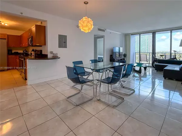 401 69th St #1011, Miami Beach, FL 33141