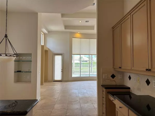 Boca Raton, FL 33433,7091 Mallorca Cres