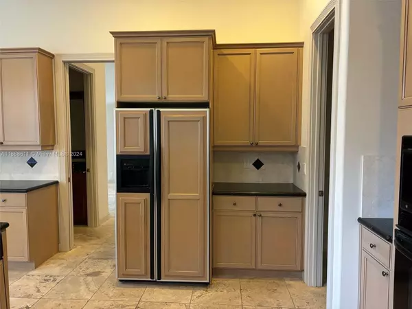 Boca Raton, FL 33433,7091 Mallorca Cres