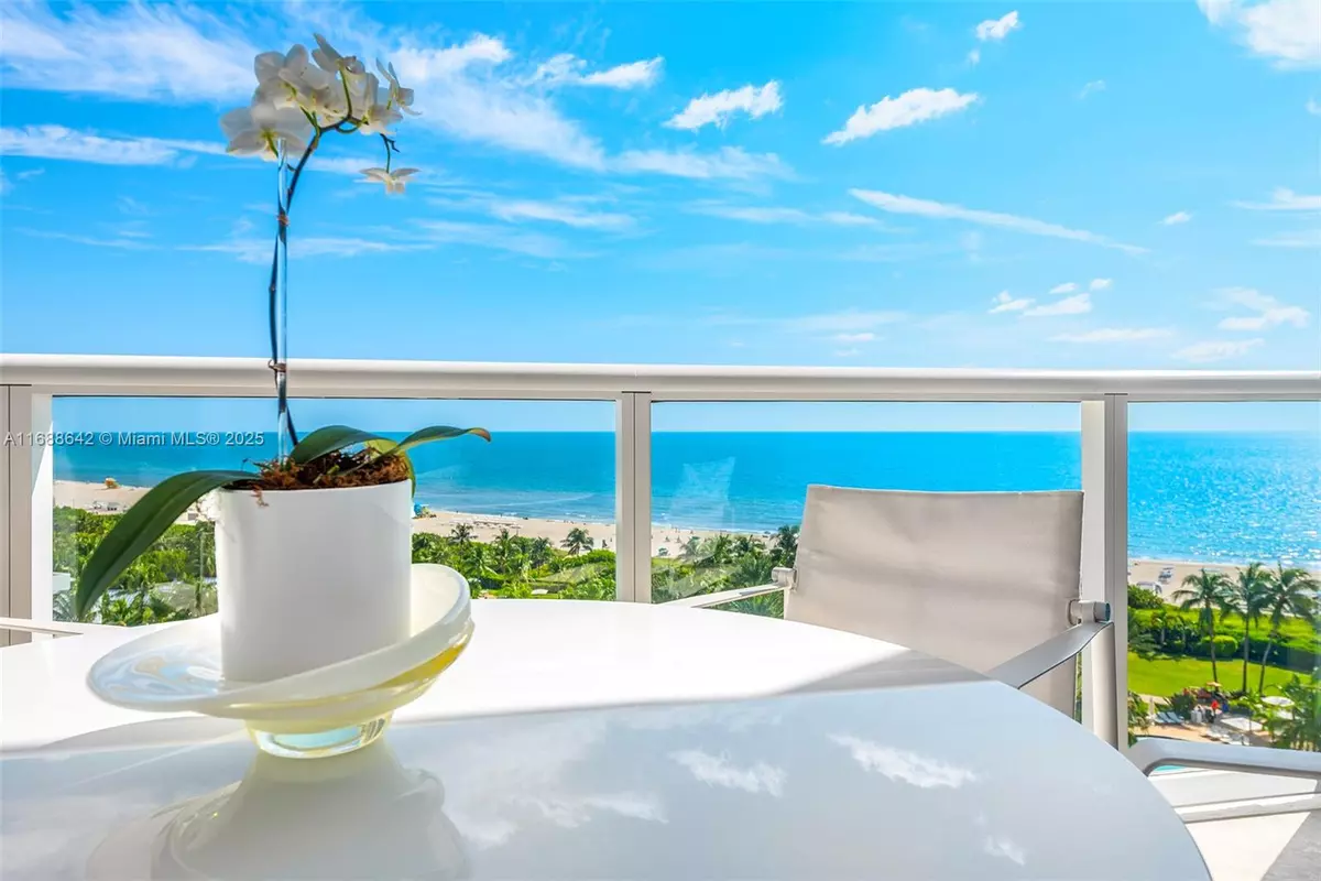 Miami Beach, FL 33139,100 S Pointe Dr #706