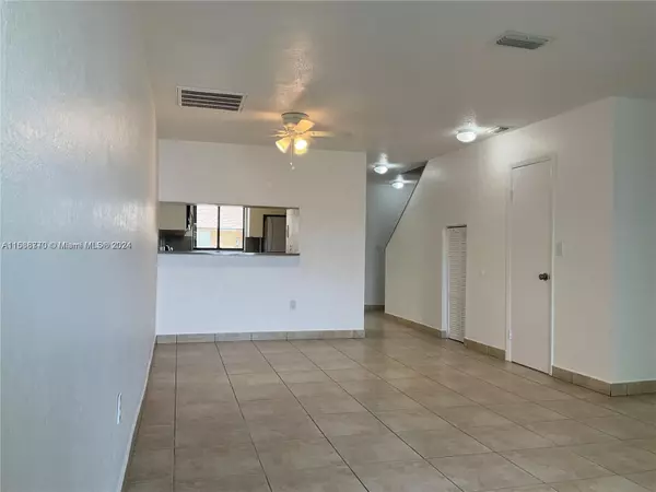 1511 W 42nd Pl #1, Hialeah, FL 33012