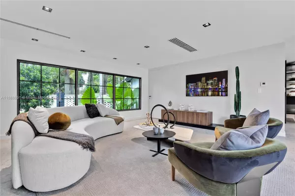 Fort Lauderdale, FL 33305,2500 Bayview Dr