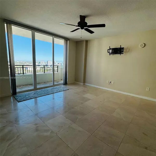 Fort Lauderdale, FL 33312,600 W Las Olas Blvd #2003S