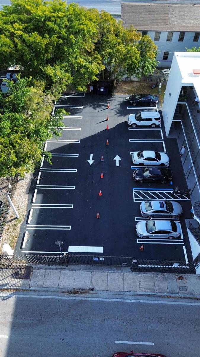 1130 NW 62nd St #11, Miami, FL 33150
