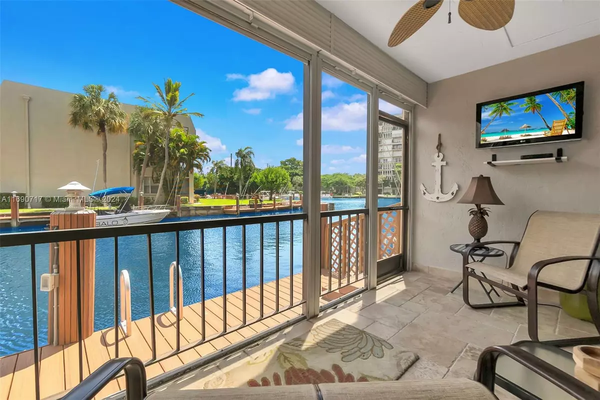 Pompano Beach, FL 33062,777 S Federal Hwy #109E