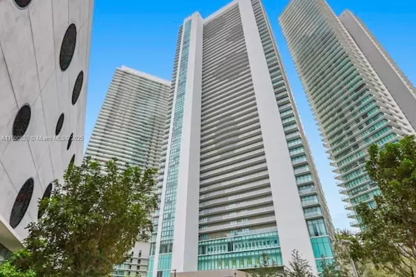 Miami, FL 33137,650 NE 32nd St #602