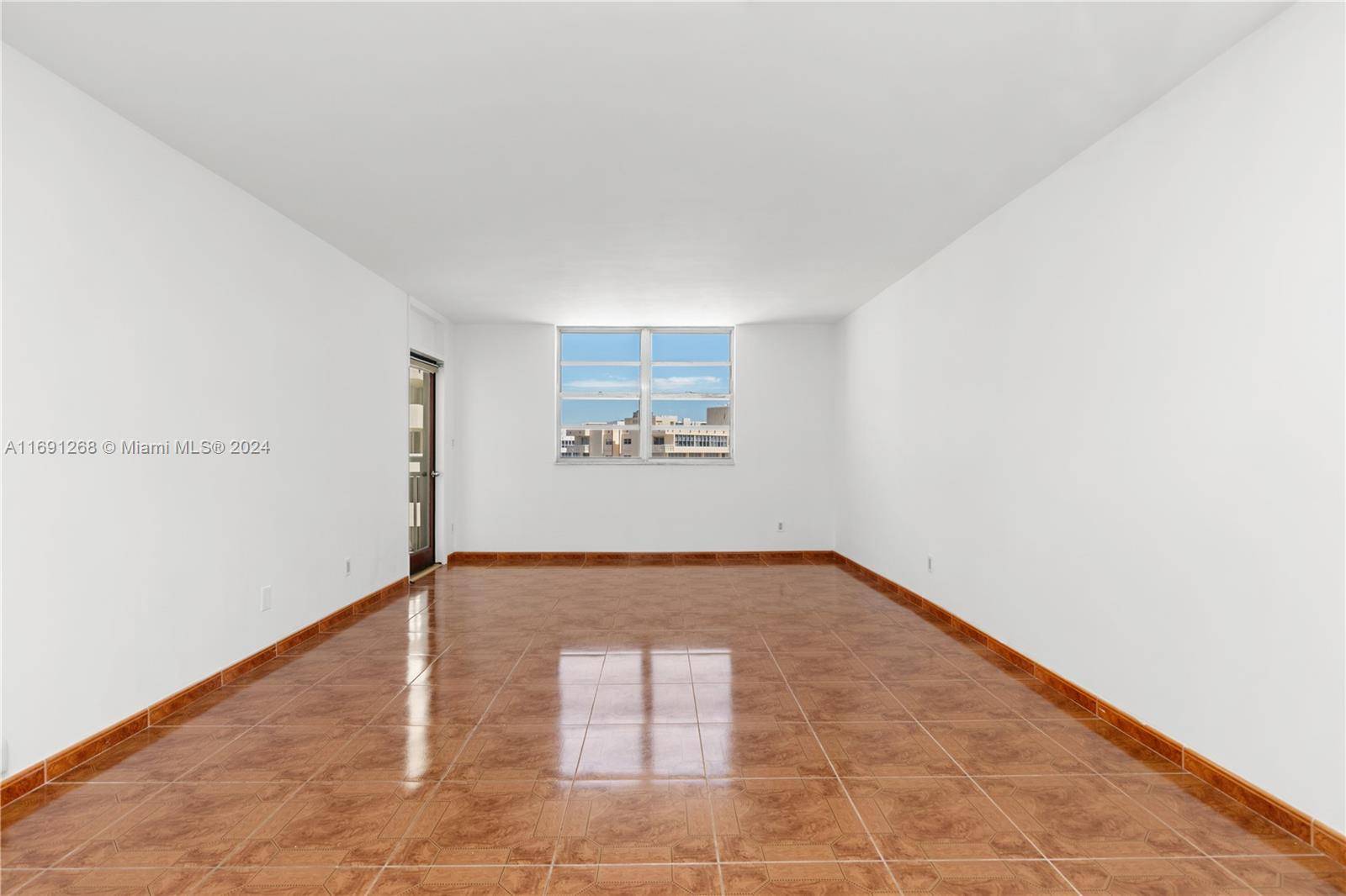 Hallandale Beach, FL 33009,1849 S Ocean Dr #1103