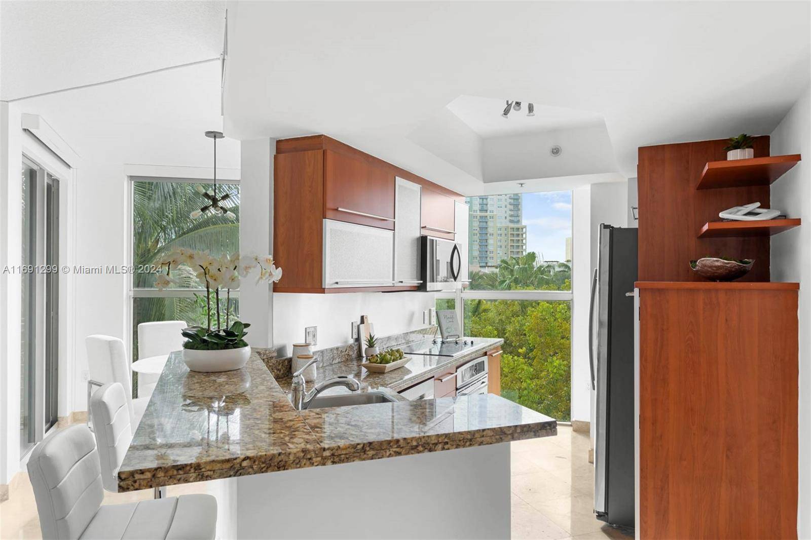 Miami Beach, FL 33139,110 Washington Ave #2521