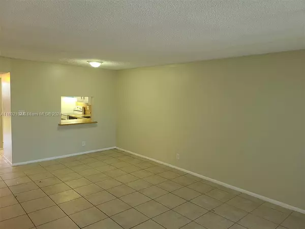 Tamarac, FL 33321,8411 Lagos De Campo Blvd #303U