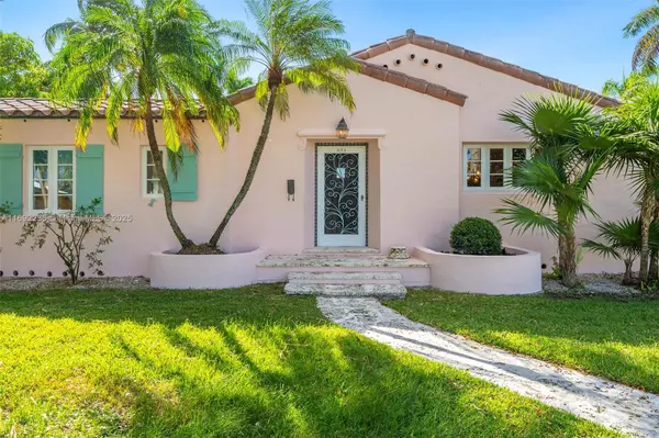 Hollywood, FL 33019,856 Tyler St
