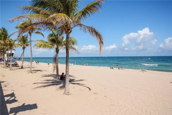 Fort Lauderdale, FL 33304,209 N Fort Lauderdale Beach Blvd #7D