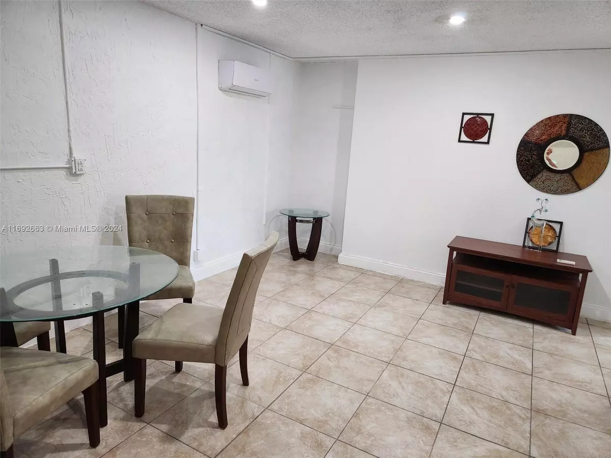 Cutler Bay, FL 33190,22020 SW 100th Pl