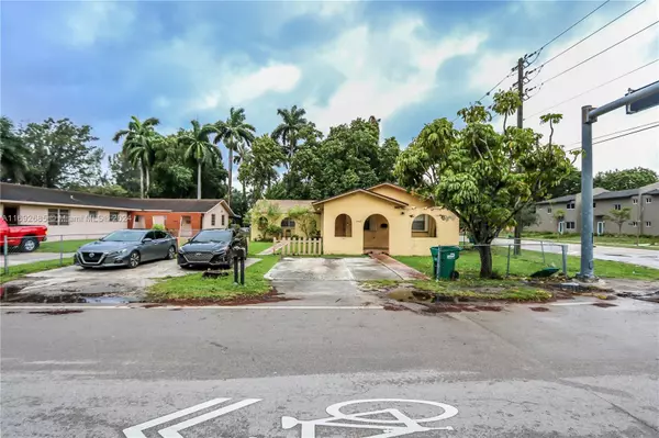 Miami, FL 33169,15860 NW 2nd Ave