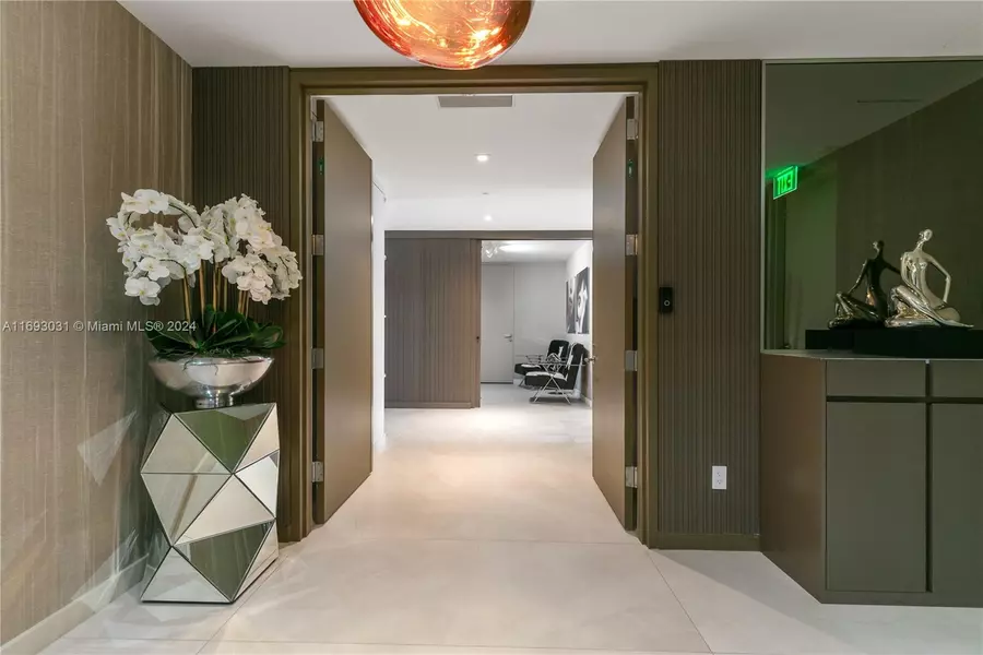 18975 Collins Ave #3402, Sunny Isles Beach, FL 33160