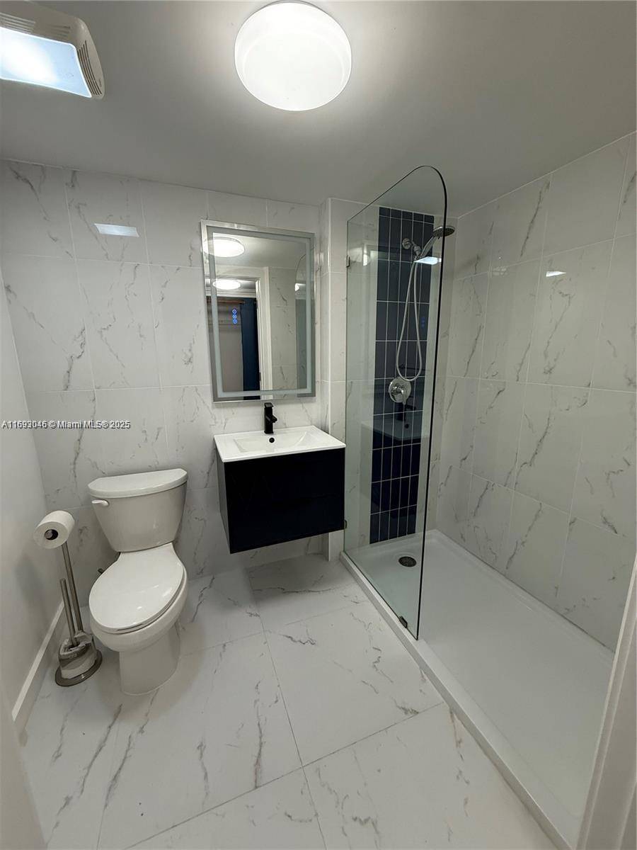 Hollywood, FL 33020,1600 Taft St #Studio