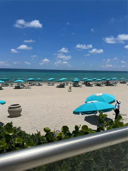 2501 S Ocean Dr #1208, Hollywood, FL 33019