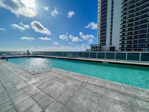 Sunny Isles Beach, FL 33160,16001 Collins Ave #1605