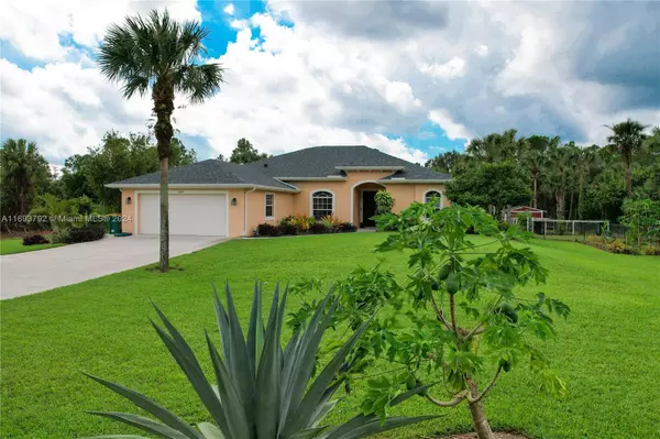 Naples, FL 34120,2110 16th Ave NE