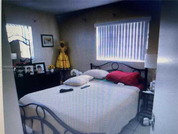 Miami Gardens, FL 33056,3101 NW 210  Terrace