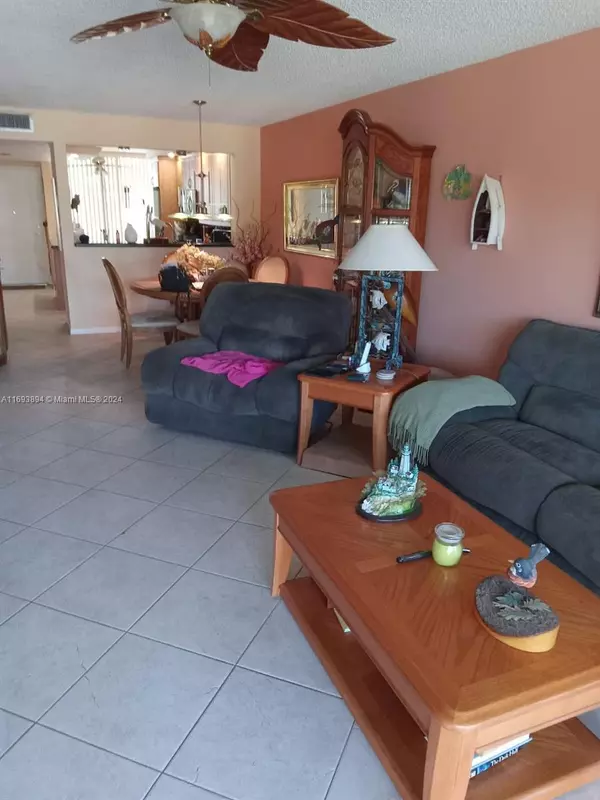 Pompano Beach, FL 33060,1100 SE 5th Ct #85