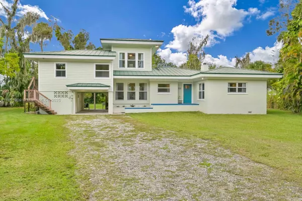 La Belle, FL 33935,671 Live Oak Ln