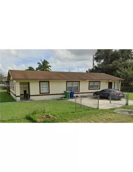 3480 NW 214th St #A, Miami Gardens, FL 33056