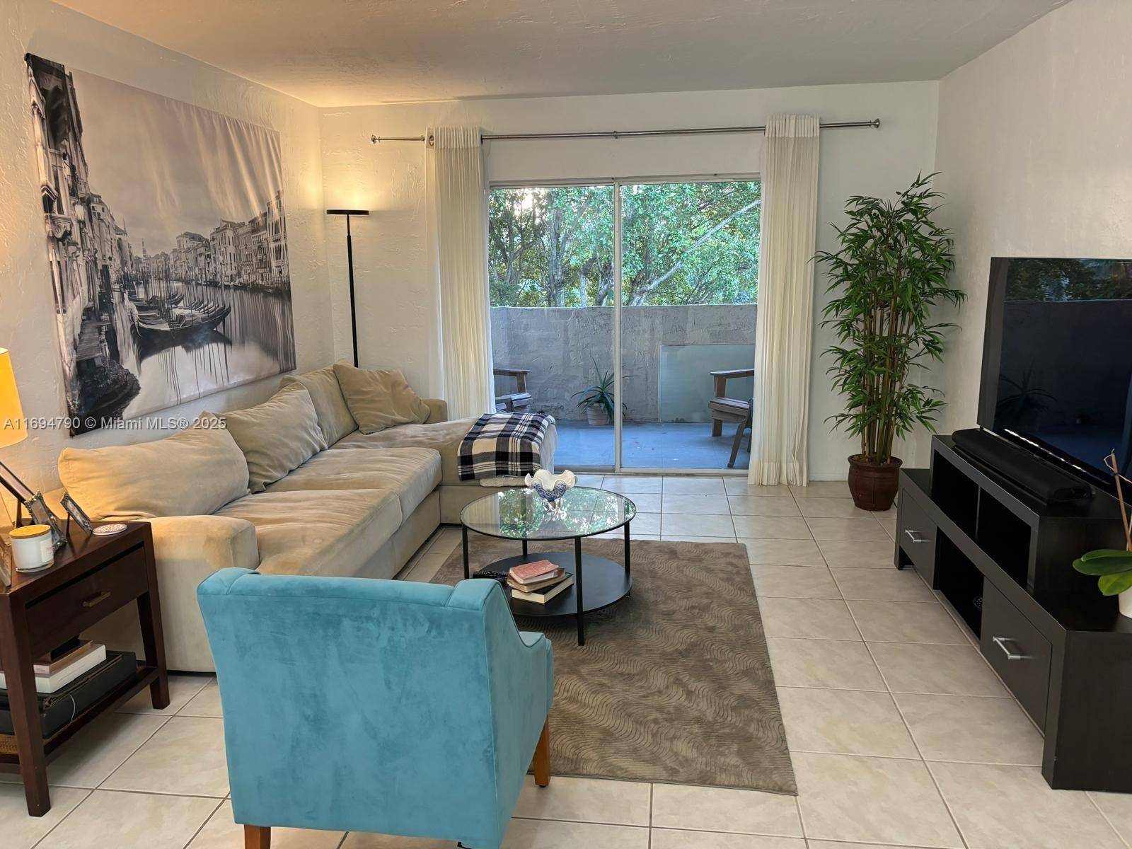 Pinecrest, FL 33156,6884 N Kendall Dr #C407