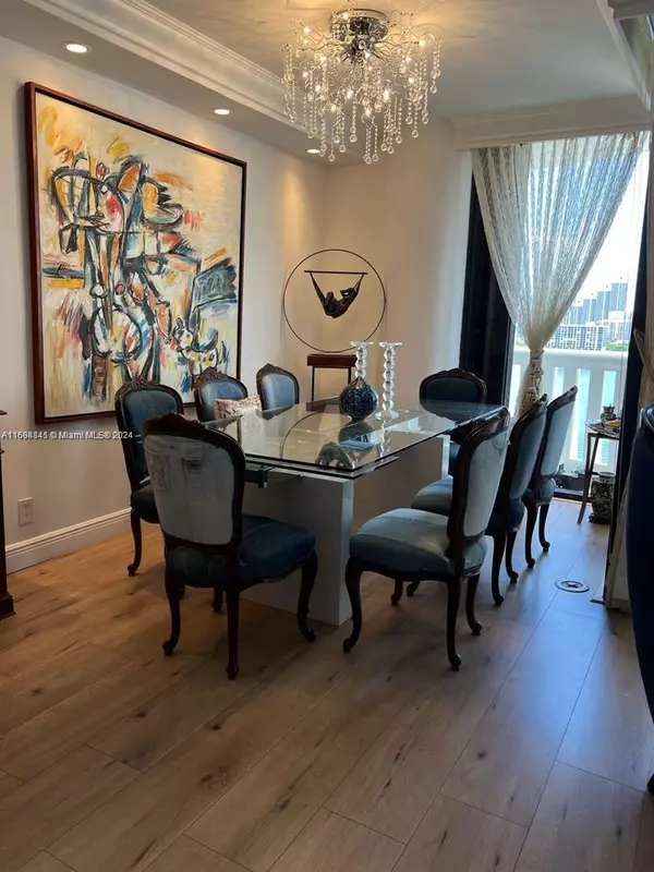 Aventura, FL 33160,3000 Island Blvd #1201