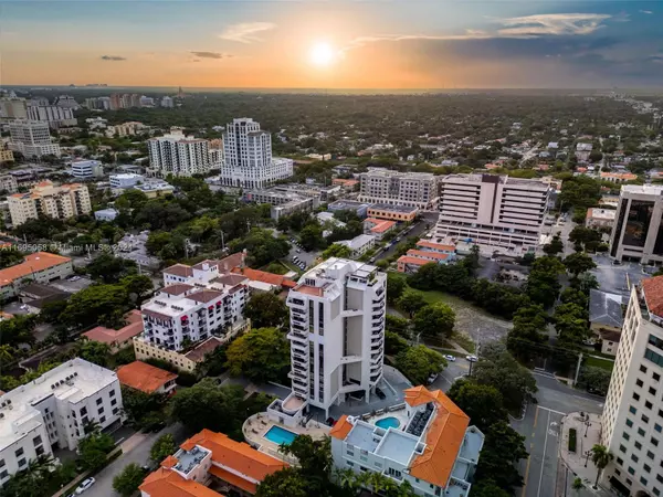 911 E Ponce De Leon Blvd #PH1602, Coral Gables, FL 33134