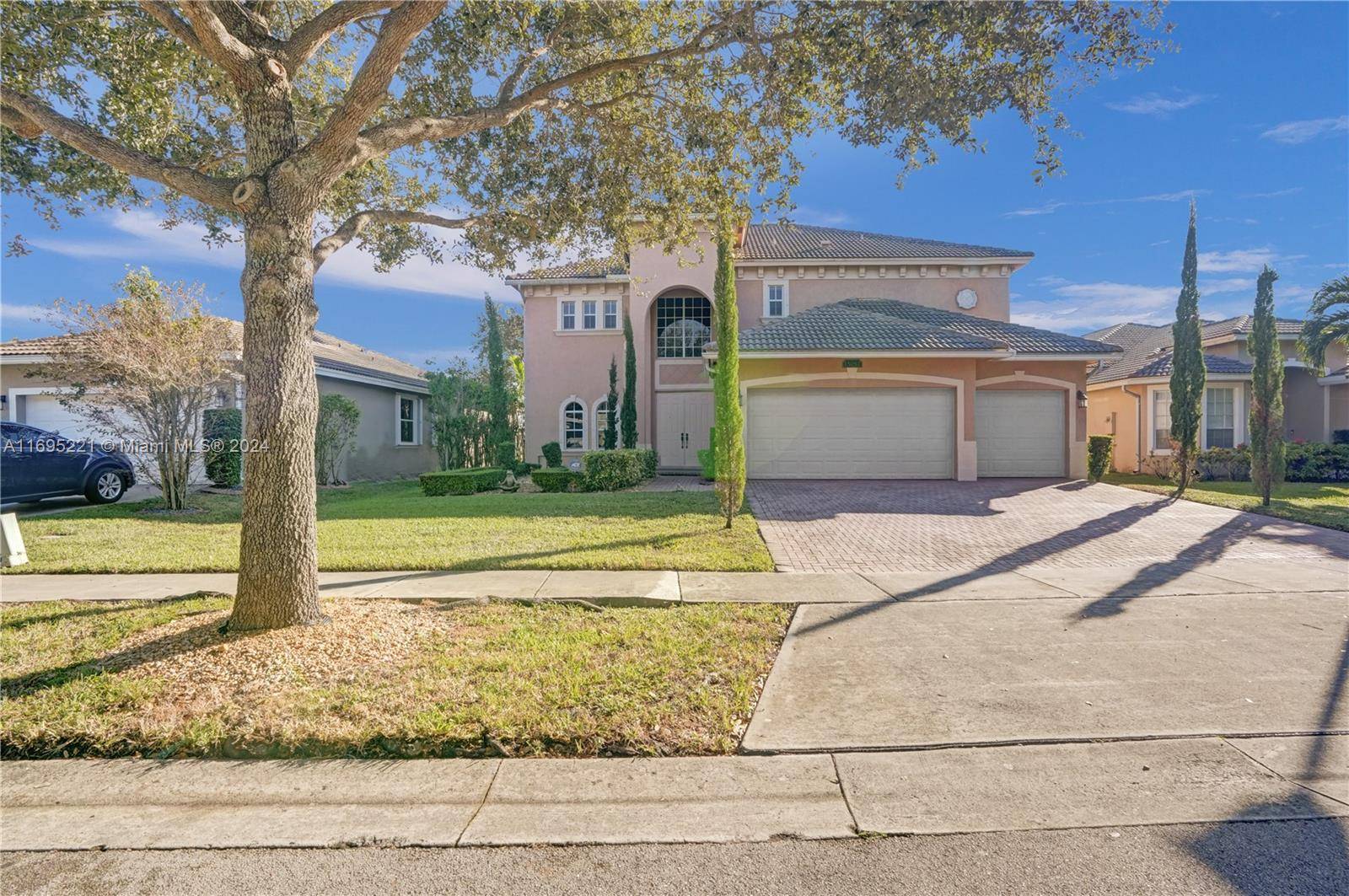 Miramar, FL 33027,15052 SW 52nd St