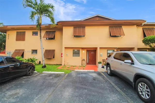 Hialeah, FL 33015,6858 NW 173rd Dr #302