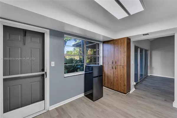 Plantation, FL 33313,7243 W Sunrise Blvd #7243K