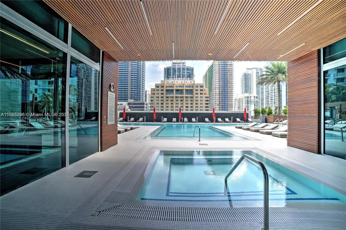 Miami, FL 33131,1080 Brickell Ave #3604