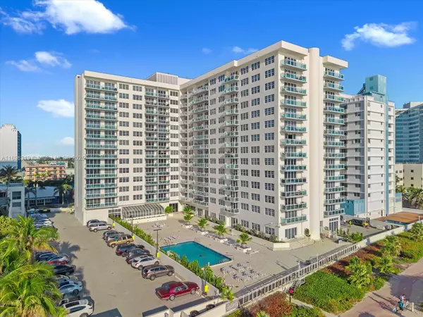 Miami Beach, FL 33141,6917 Collins Ave #L-103