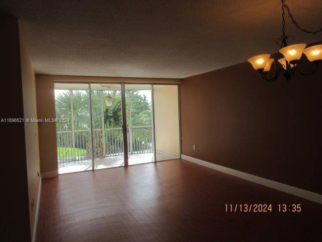 Miami, FL 33179,1680 NE 191st St #310-2