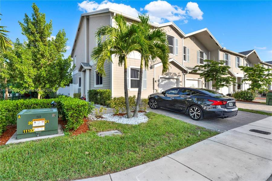 1707 SE 9th Ter, Homestead, FL 33034