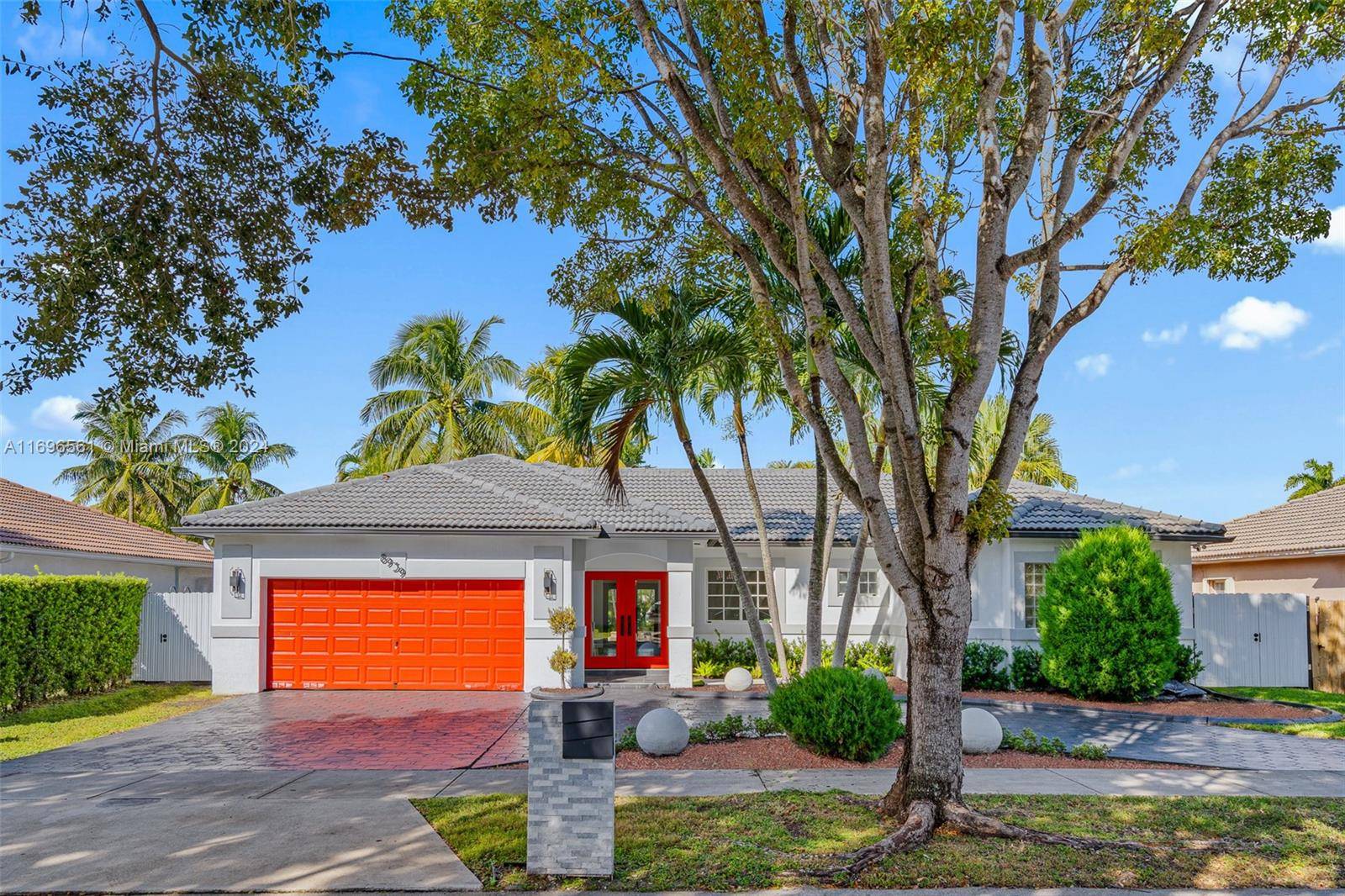 Miami Lakes, FL 33018,8939 NW 165th Ter