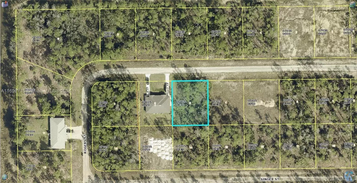 221/223 ROGERS ST, Lehigh Acres, FL 33972