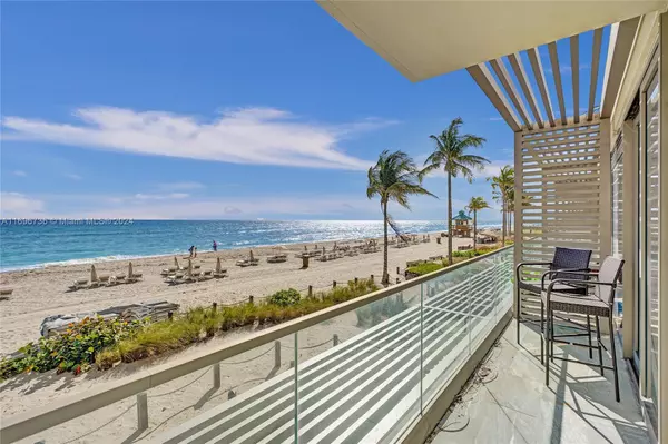 Sunny Isles Beach, FL 33160,18975 Collins Ave #PS-3