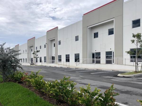 Hialeah Gardens, FL 33018,13202 NW 107th Ave #5