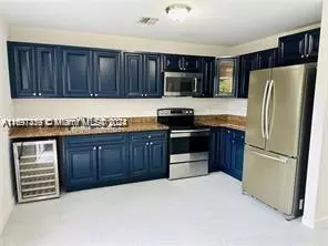 North Miami, FL 33161,1239 NE 127th St #B