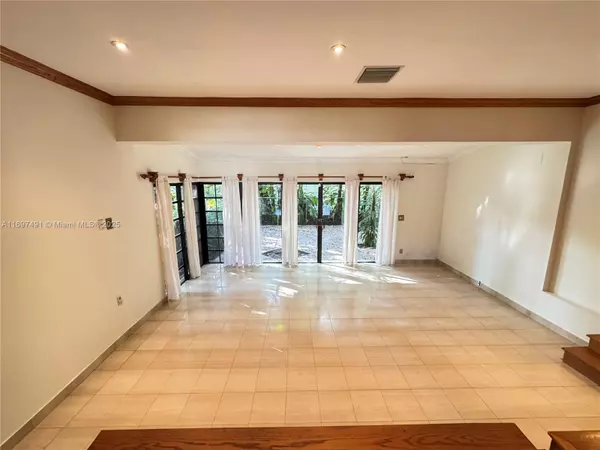 Coral Gables, FL 33133,6750 Brighton Pl #0