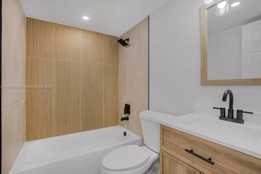 9988 Nob Hill Ct #9988, Sunrise, FL 33351