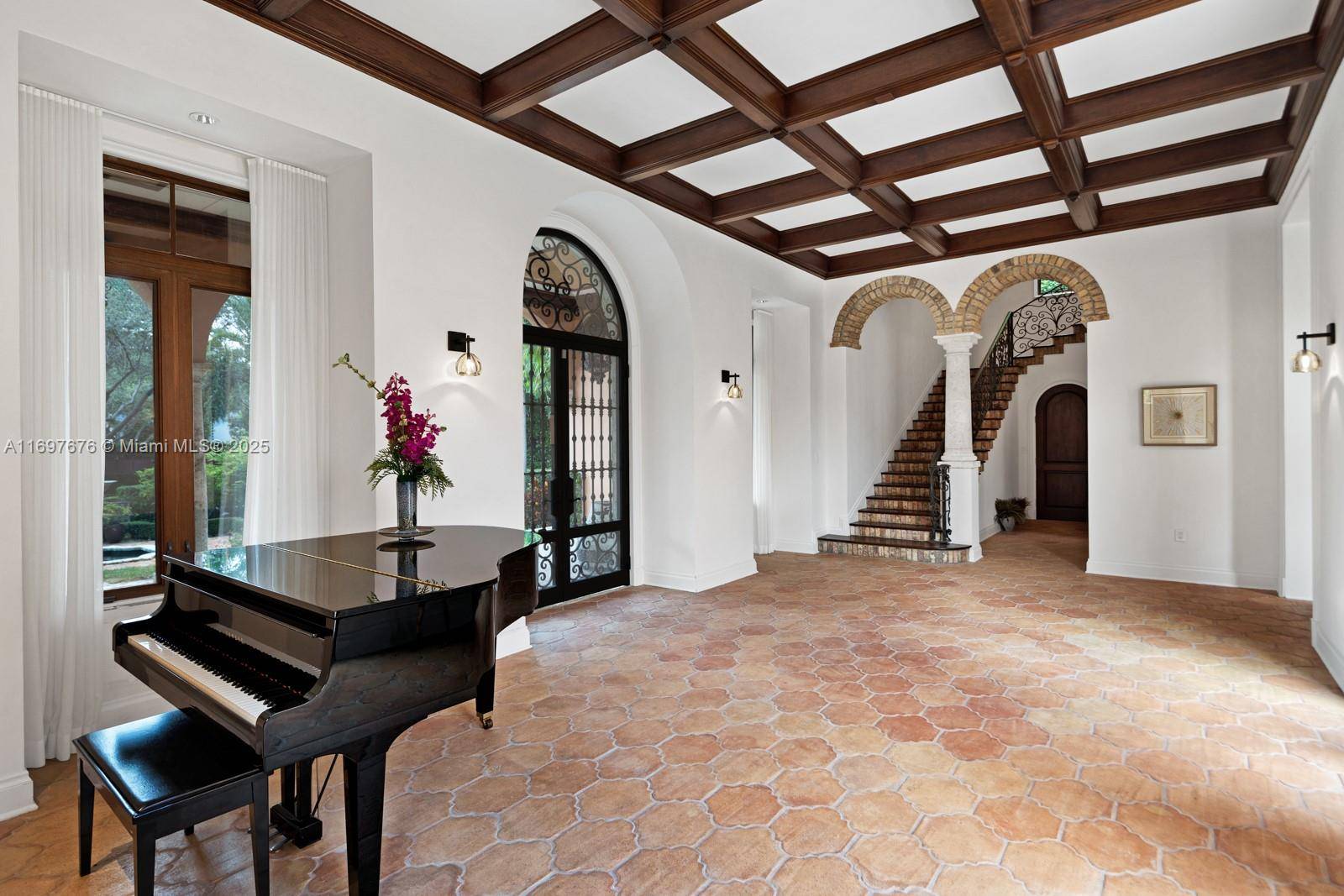 Coral Gables, FL 33143,221 Casuarina Concourse