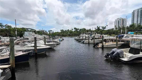 Miami, FL 33125,1700 NW North River Dr